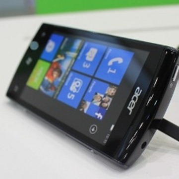 Acer W4 With Windows Phone 7 Mango OS