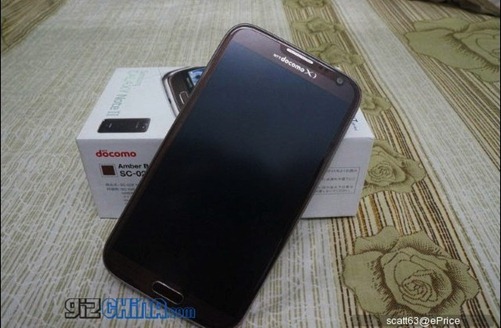 “Amber Brown” Galaxy Note II Hands-On