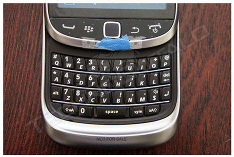 BlackBerry Torch 2 Leaked Pic 2