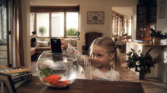 Samsung Galaxy S II's First Commercial Ad