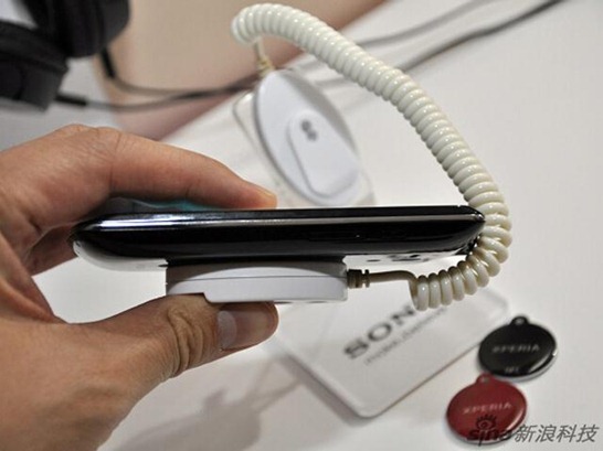 Sony Xperia neo L Hands On